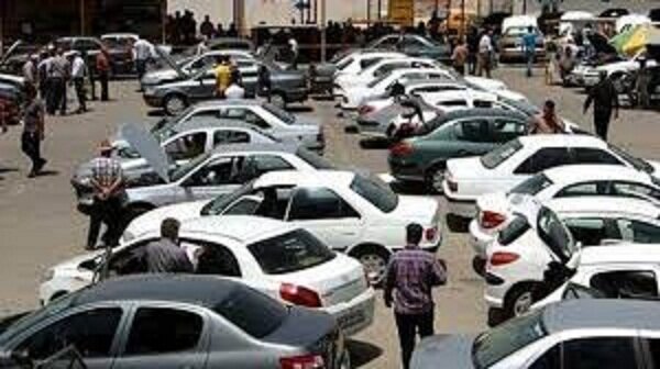 قیمت‌های حدید خودرو چه زمانی به وزارت صمت ابلاغ می شود؟