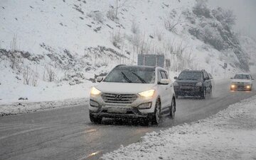 آخرین وضعیت جوی ترافیکی جاده ها/ بارش برف و باران در این محورها