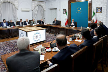 واکنش پزشکیان به هزینه ۲۰۰ میلیونی تحصیل دانش آموزان در تهران/ مردم ۲ لامپ کمتر استفاده کنند/ بد مصرف ها را جریمه کنید واکنش پزشکیان به هزینه ۲۰۰ میلیونی تحصیل دانش آموزان در تهران/ مردم ۲ لامپ کمتر استفاده کنند/ بد مصرف ها را جریمه کنید