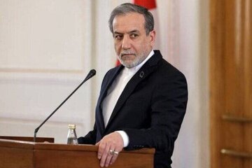 عراقچی: چیز مکتوبی از طرف آمریکاییها دریافت نکردیم عراقچی: چیز مکتوبی از طرف آمریکاییها دریافت نکردیم
