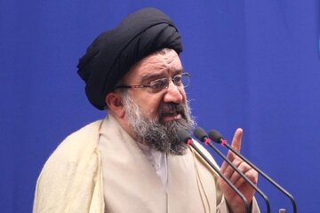 توضیحات احمد خاتمی درباره مواضعش قبل و بعد از مذاکرات/ شهید رئیسی با یک تماس با همتای چینی، ۵ میلیون واکسن گرفت/ او رهبری را جانشین امام زمان میدانست توضیحات احمد خاتمی درباره مواضعش قبل و بعد از مذاکرات/ شهید رئیسی با یک تماس با همتای چینی، ۵ میلیون واکسن گرفت/ او رهبری را جانشین امام زمان میدانست