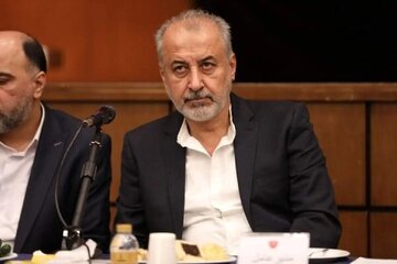 درویش: از این بازار هر چه بگوییم، برمی‌آید/ قرارداد دو دفاع و یک هافبک هفته آینده نهایی می‌شود