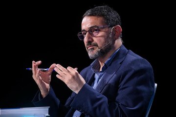 واکنش عضو کمیسیون امنیت ملی مجلس به حملات اسرائیل/ شما با ایرانِ بزرگ طرف هستید ما با یک پادگان کوچک واکنش عضو کمیسیون امنیت ملی مجلس به حملات اسرائیل/ شما با ایرانِ بزرگ طرف هستید ما با یک پادگان کوچک