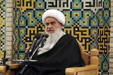 شرح حدیثی از آیت الله العظمی مظاهری ؛گرفتاری دل شرح حدیثی از آیت الله العظمی مظاهری ؛گرفتاری دل