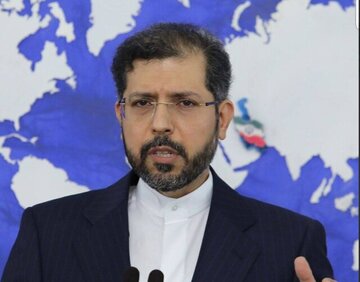 هدف قرارگرفتن یکی از ساختمانهای وزارت امور خارجه در روبروی دفتر مطالعات هدف قرارگرفتن یکی از ساختمانهای وزارت امور خارجه در روبروی دفتر مطالعات