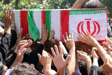 حضور وزرای اسبق نفت و راه و شهرسازی در آیین تشییع شهدای حمله اسرائیل به کشورمان/ حسام‌الدین آشنا هم بود