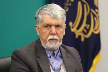 وزیر فرهنگ: فردای ایران فردای همه ماست، با آن بازی نکنیم