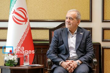 شوخی پزشکیان با لحظه انفجار در صداوسیما و صحنه اجرای سحر امامی
