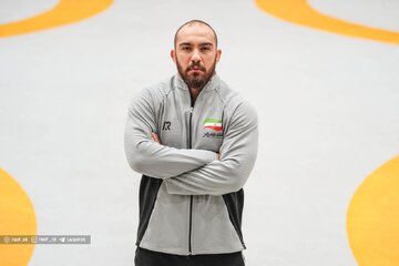 زارع: مدالم را به خانواده شهدای جنگ تقدیم میکنم زارع: مدالم را به خانواده شهدای جنگ تقدیم میکنم
