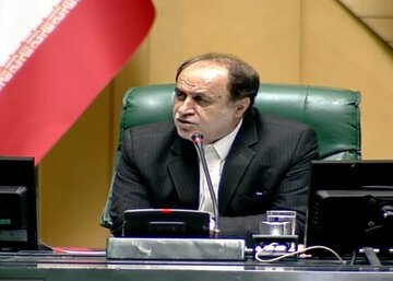 حاجی‌بابایی: ملت ایران در برابر زیاده‌خواهی‌ها می‌ایستد/ مردم مصمم به مبارزه با آمریکا هستند